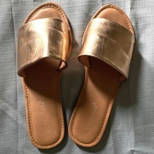 ✨Rose gold sandals✨